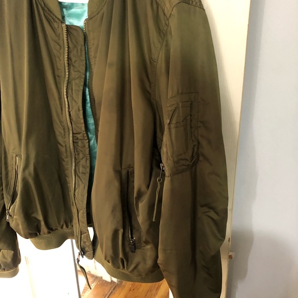 Bomber jacket - Picture 2 of 5